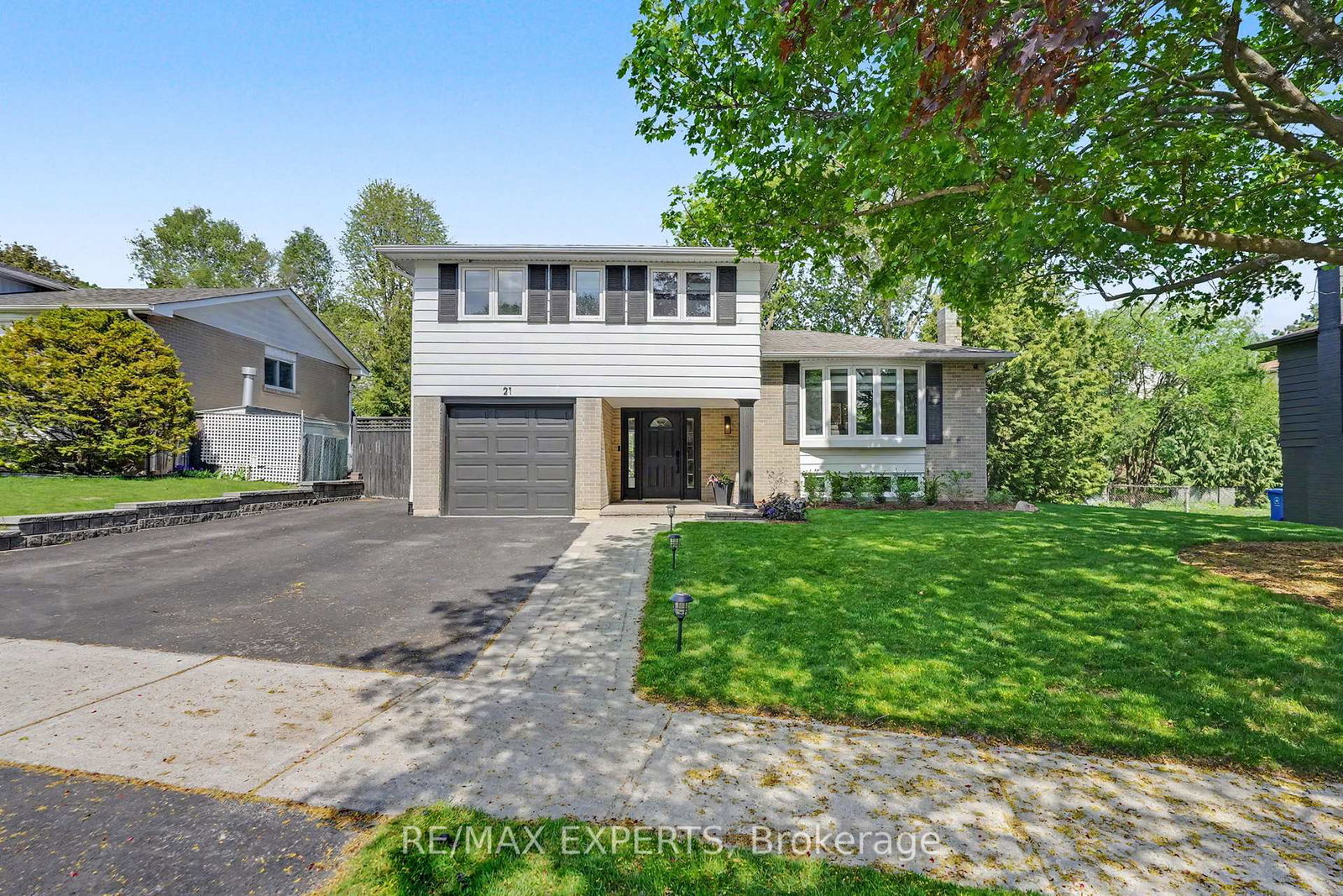 21-bigwin-drive-aurora-ontario-n13155954
