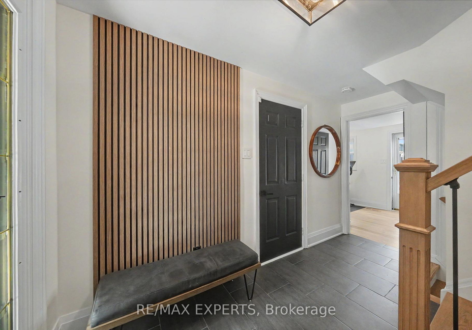 21-bigwin-drive-aurora-ontario-n13155954