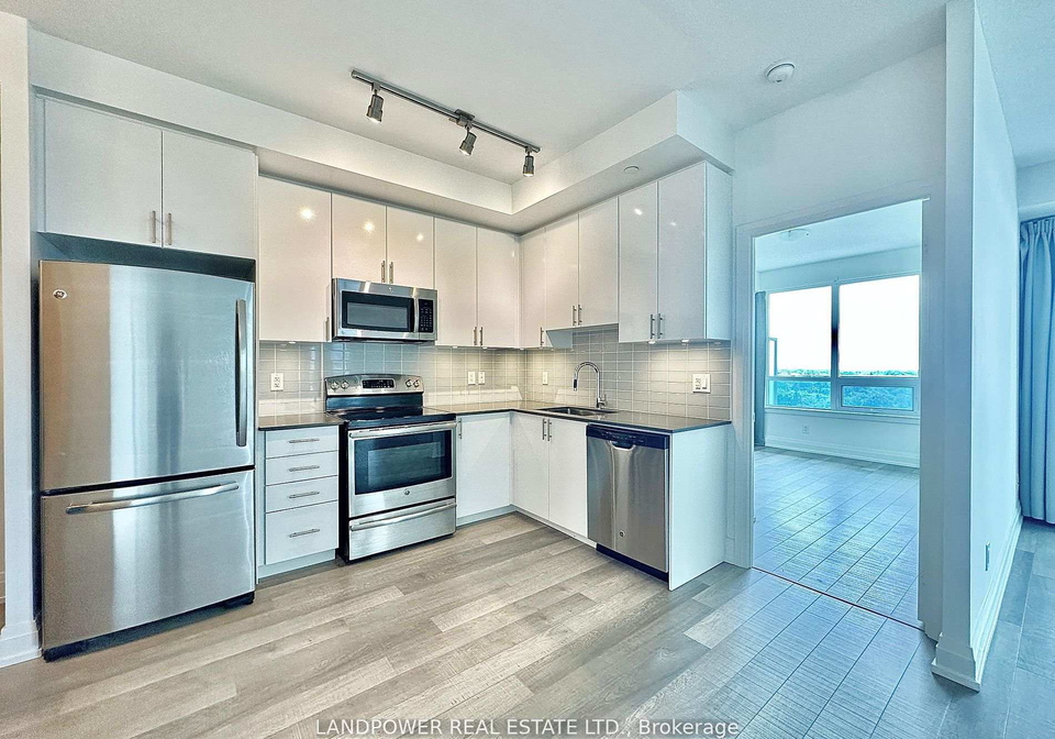 7167-yonge-street-markham-ontario-n13156728
