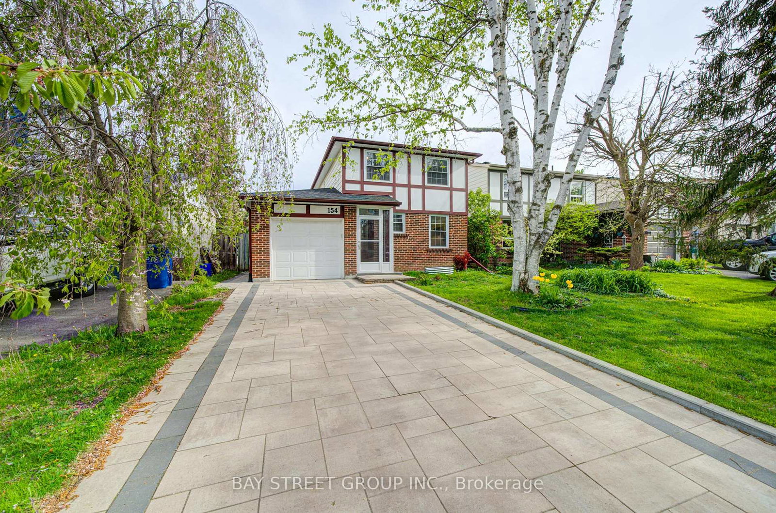 154-thoms-crescent-newmarket-ontario-n13156924