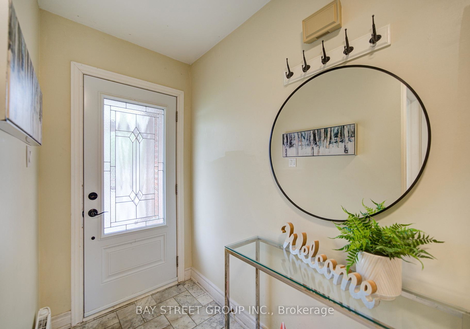 154-thoms-crescent-newmarket-ontario-n13156924
