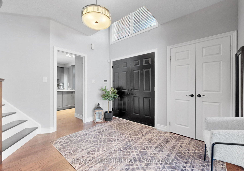 124-kingsview-drive-vaughan-ontario-n13158000
