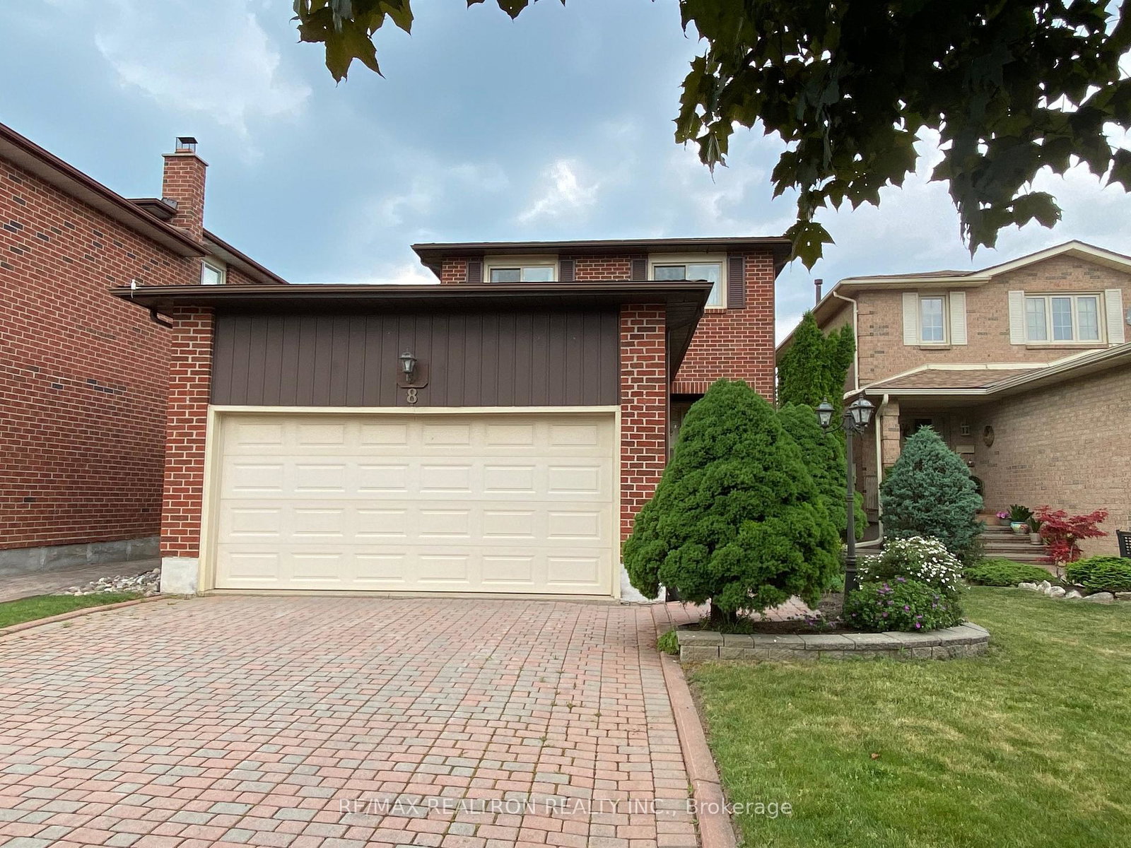 8-belvedere-crescent-richmond-hill-ontario-n13158096