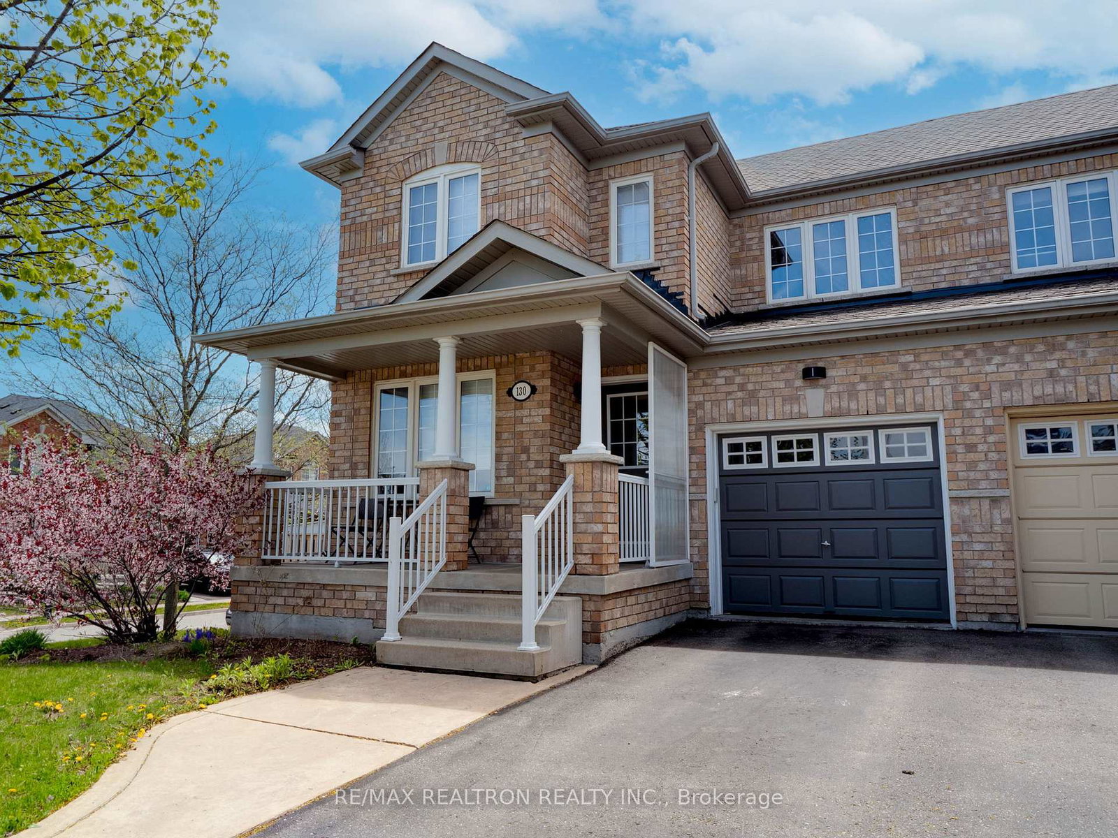 130-aspenwood-drive-newmarket-ontario-n13158754