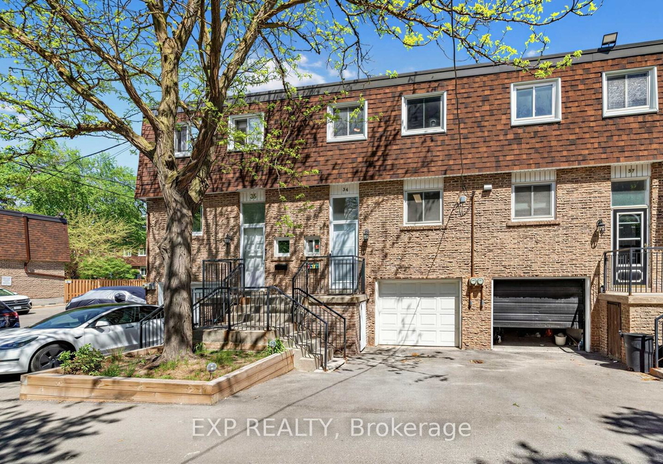 the-carriage-way-markham-ontario-n13159474