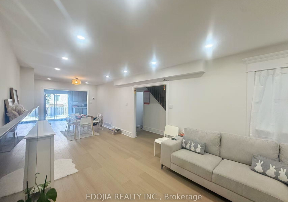104-goodwood-drive-markham-ontario-n13159498