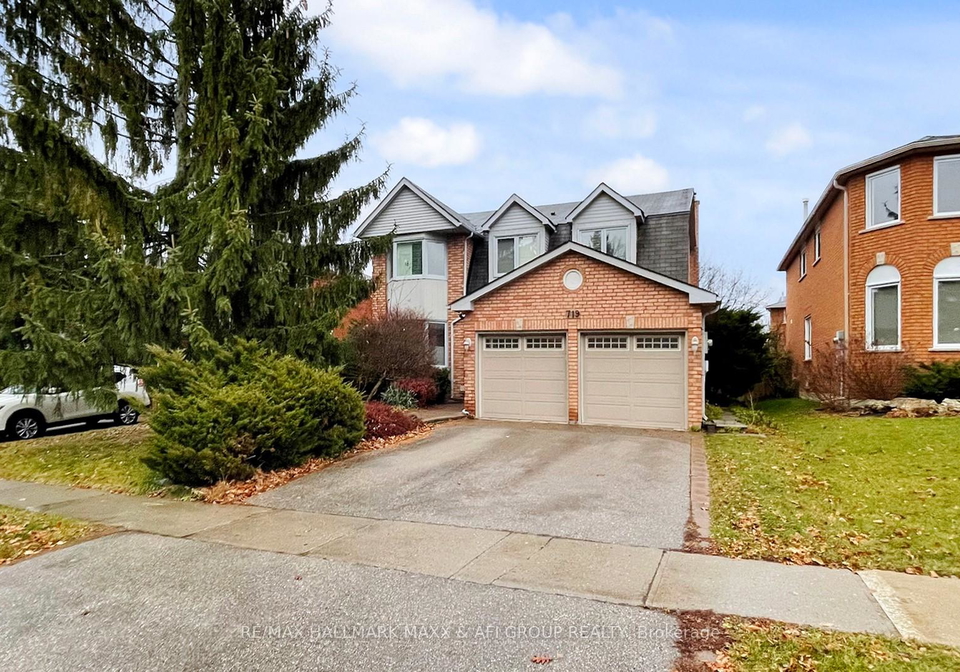719-shanahan-boulevard-newmarket-ontario-n13159564