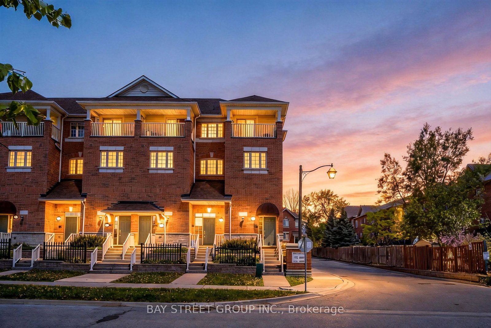 141-silverwood-avenue-richmond-hill-ontario-n13159580
