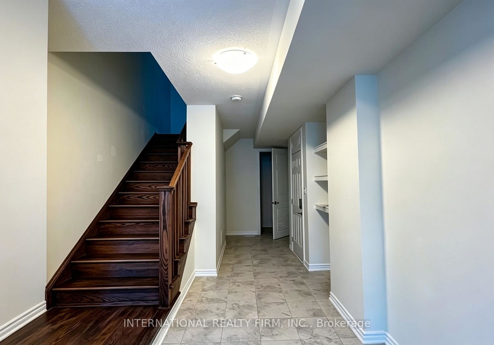 17-thomas-frisby-jr-crescent-markham-ontario-n13159748