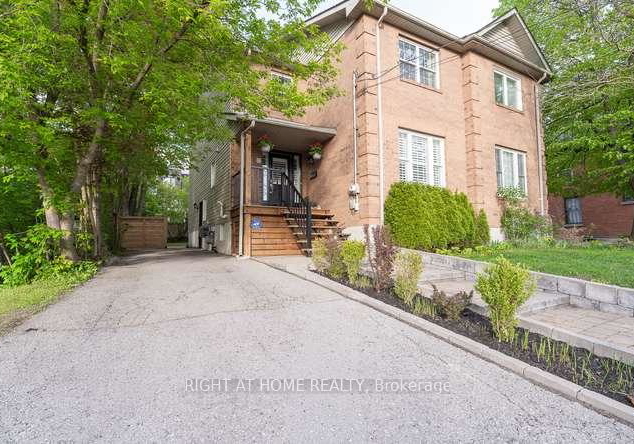 17-machell-avenue-n-aurora-ontario-n13159880