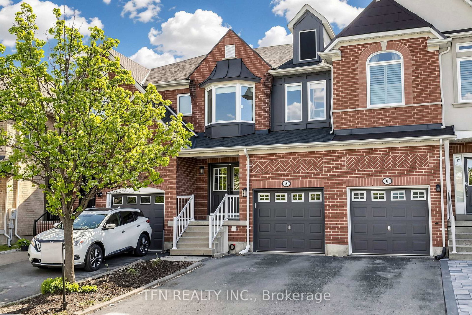 8-lander-crescent-vaughan-ontario-n13159912