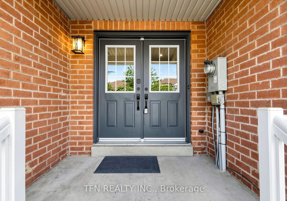 8-lander-crescent-vaughan-ontario-n13159912
