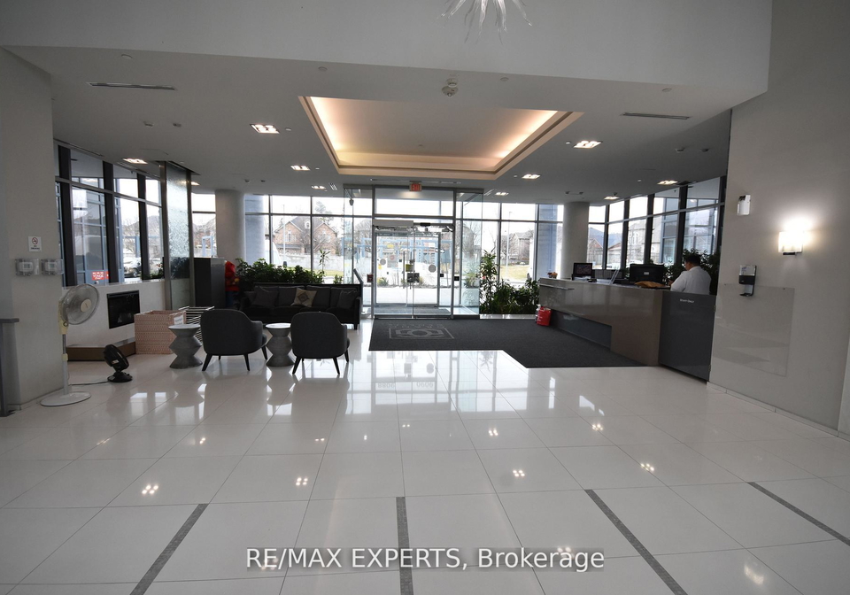 9090-yonge-street-richmond-hill-ontario-n13160194