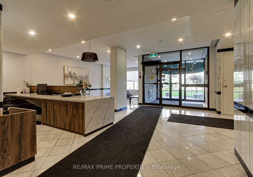 250-davis-drive-newmarket-ontario-n13160278