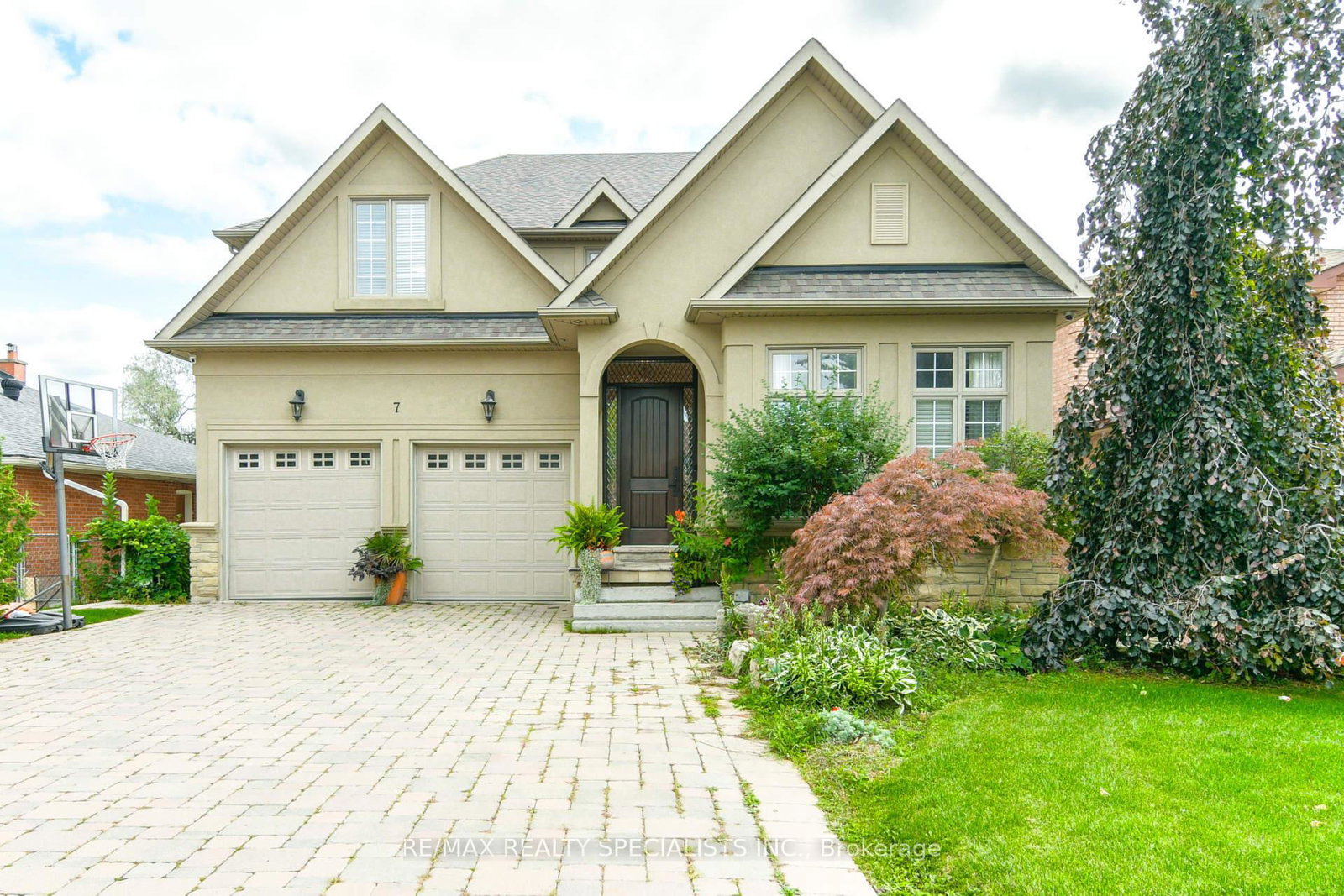 7-scott-drive-richmond-hill-ontario-n13160406