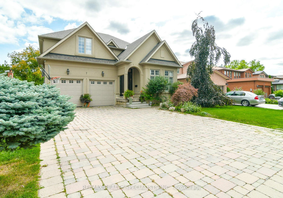 7-scott-drive-richmond-hill-ontario-n13160406