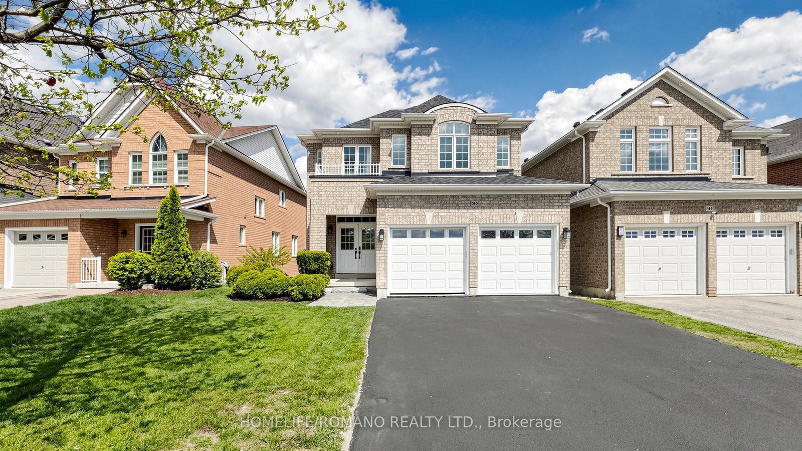 516-woodspring-avenue-newmarket-ontario-n13161178