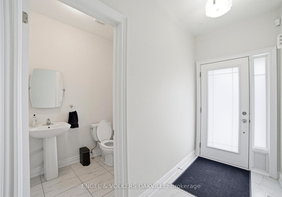 183-sutherland-avenue-bradford-west-gwillimbury-ontario-n13162220
