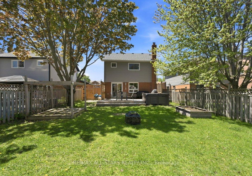 9-tudor-place-georgina-ontario-n13162436