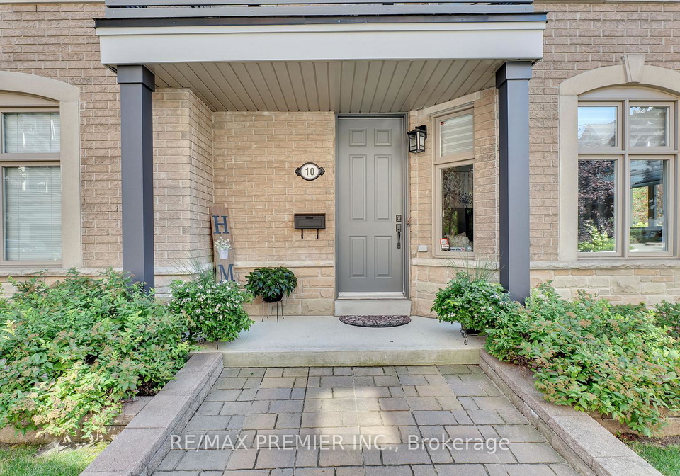 10-henry-peters-lane-vaughan-ontario-n13162966