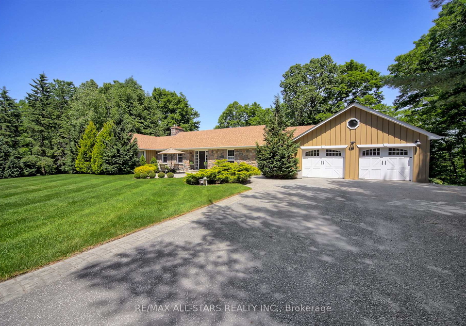 19-bristol-sands-crescent-uxbridge-ontario-n13163648