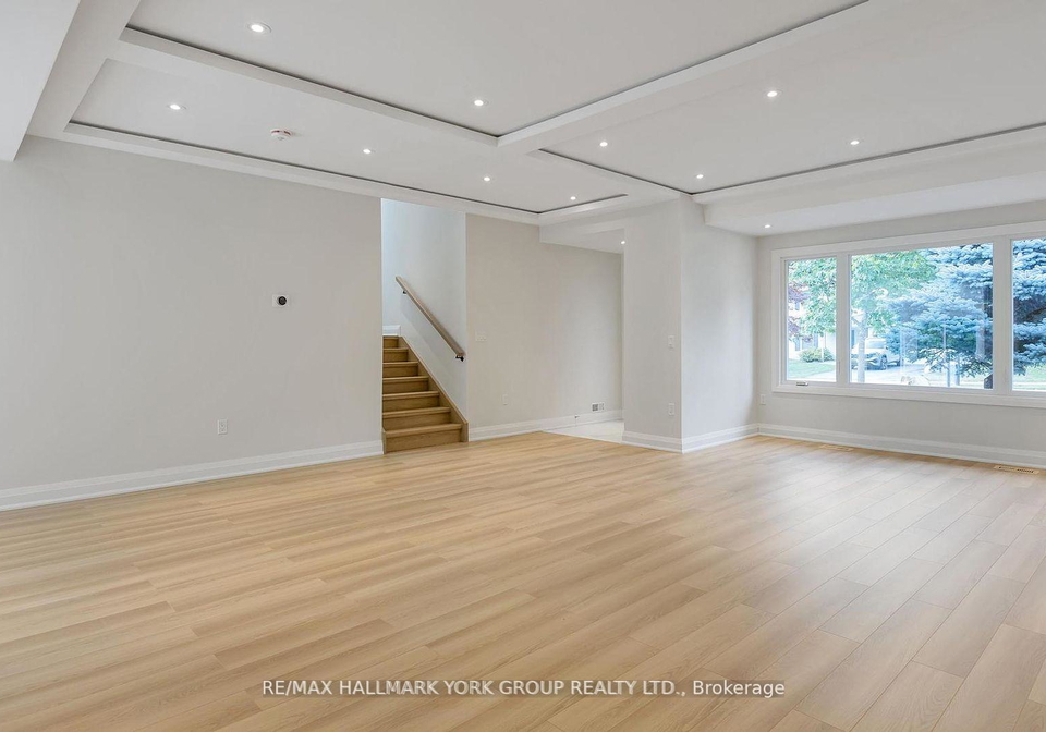 1000-lemar-road-newmarket-ontario-n13165128