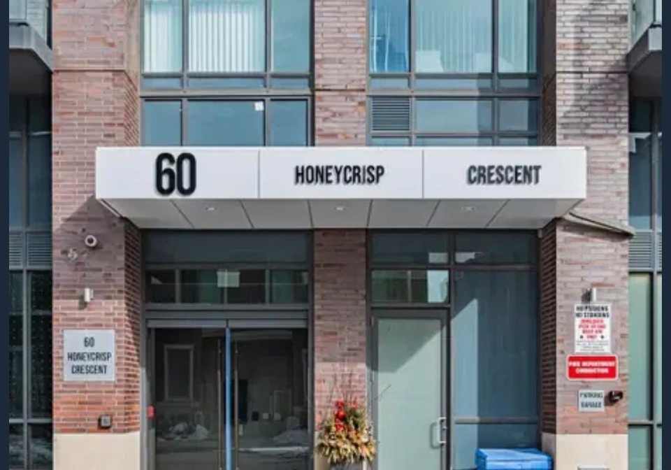 60-honeycrisp-crescent-vaughan-ontario-n13165158