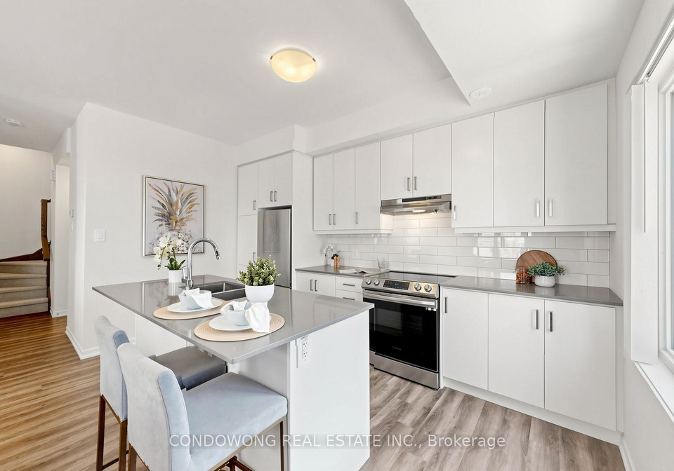 31-honeycrisp-crescent-vaughan-ontario-n13165522