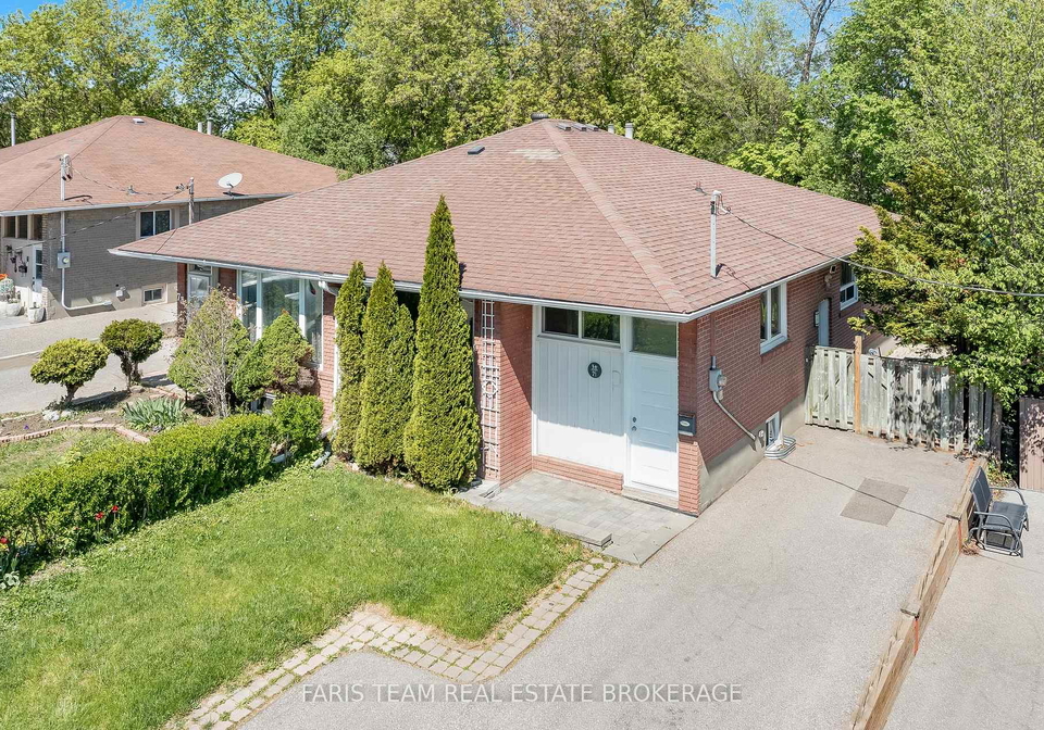 71-harrison-drive-newmarket-ontario-n13165694