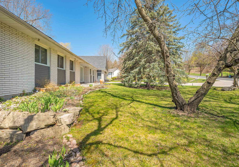 4-blencathra-hill-markham-ontario-n13165784