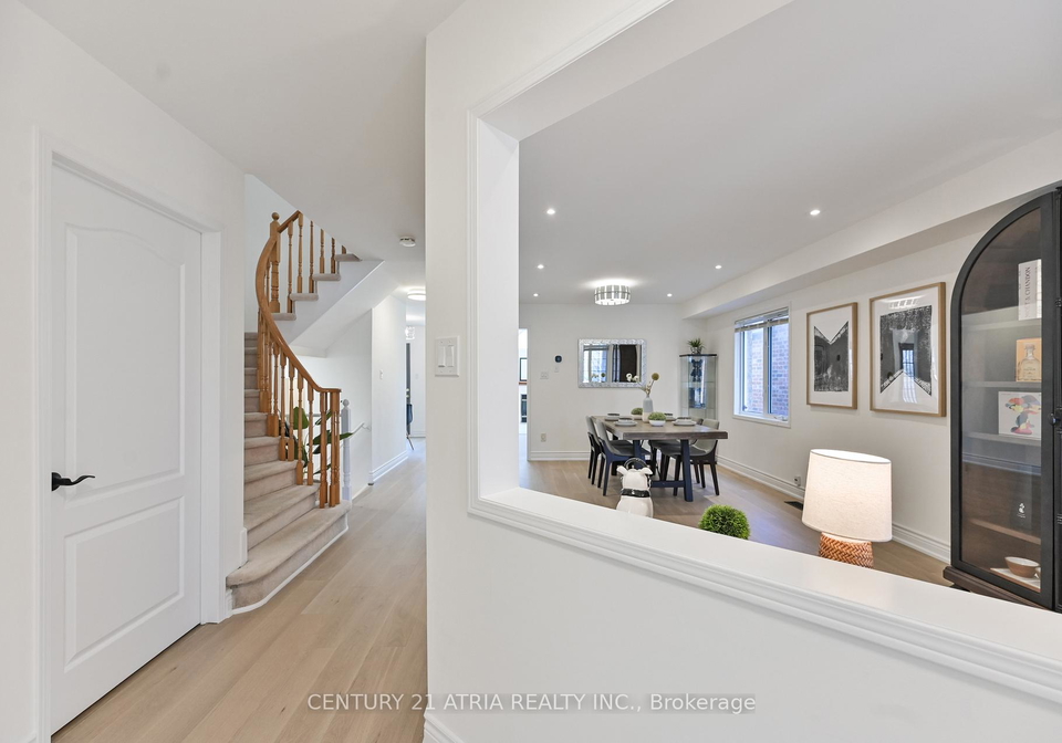 409-heddle-crescent-newmarket-ontario-n13165918