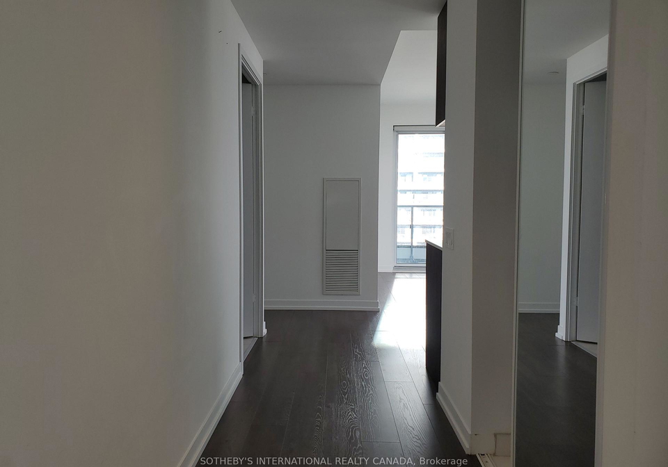 5-buttermill-avenue-vaughan-ontario-n13165958