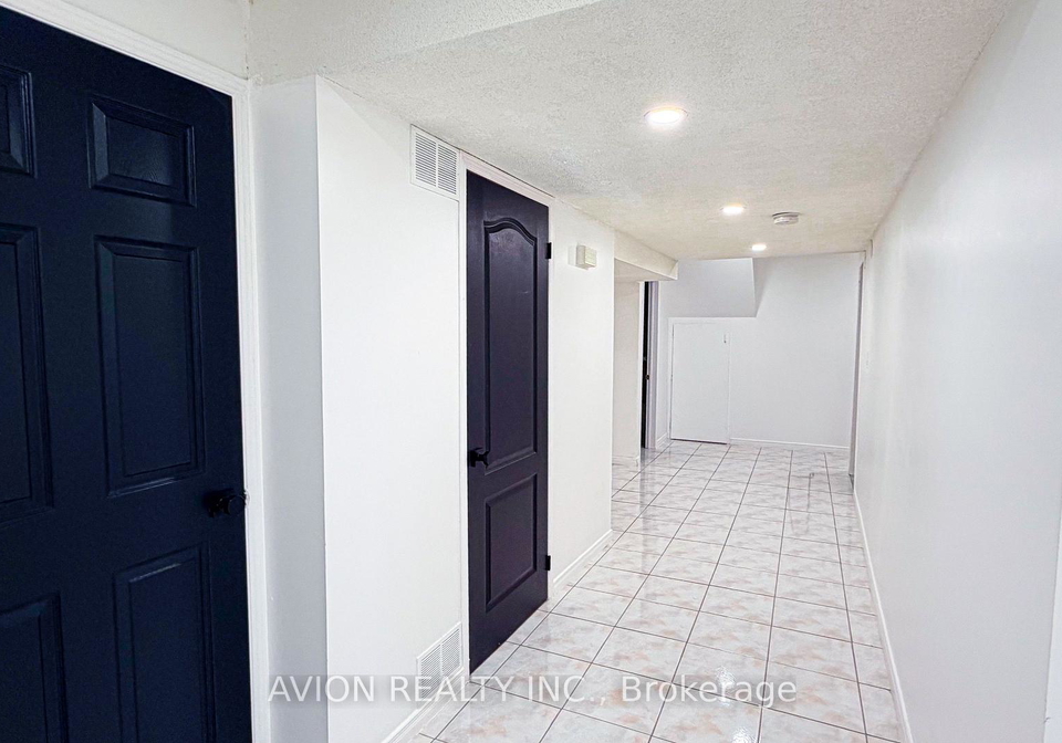2-bute-court-vaughan-ontario-n13167094