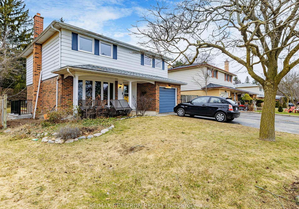 28-blue-spruce-lane-markham-ontario-n13167356