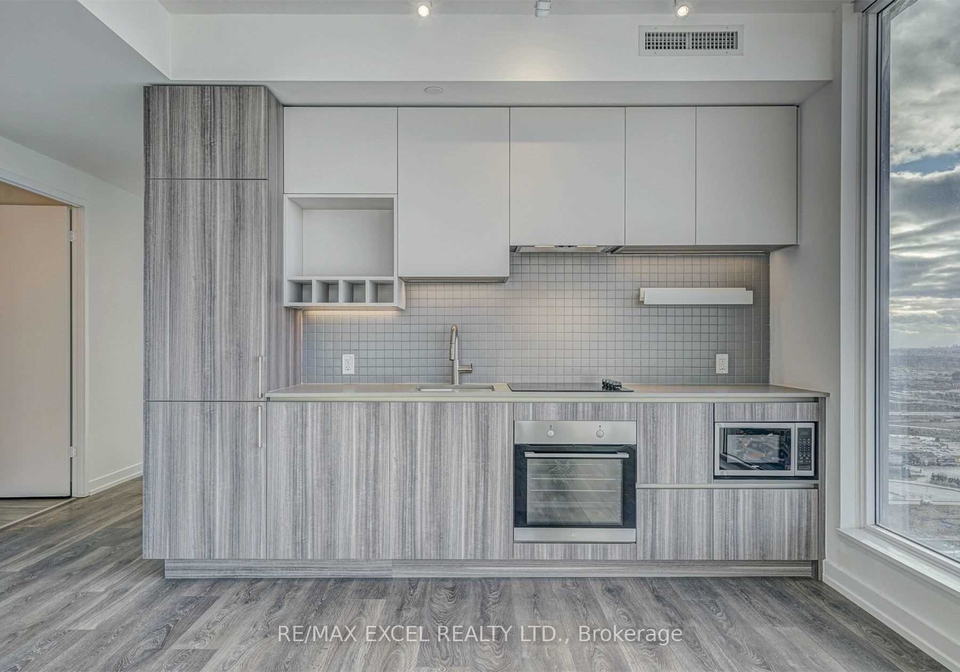 5-buttermill-avenue-vaughan-ontario-n13167404