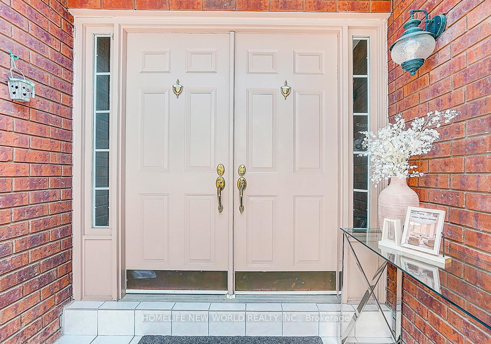 16-kew-gdns-richmond-hill-ontario-n13167608