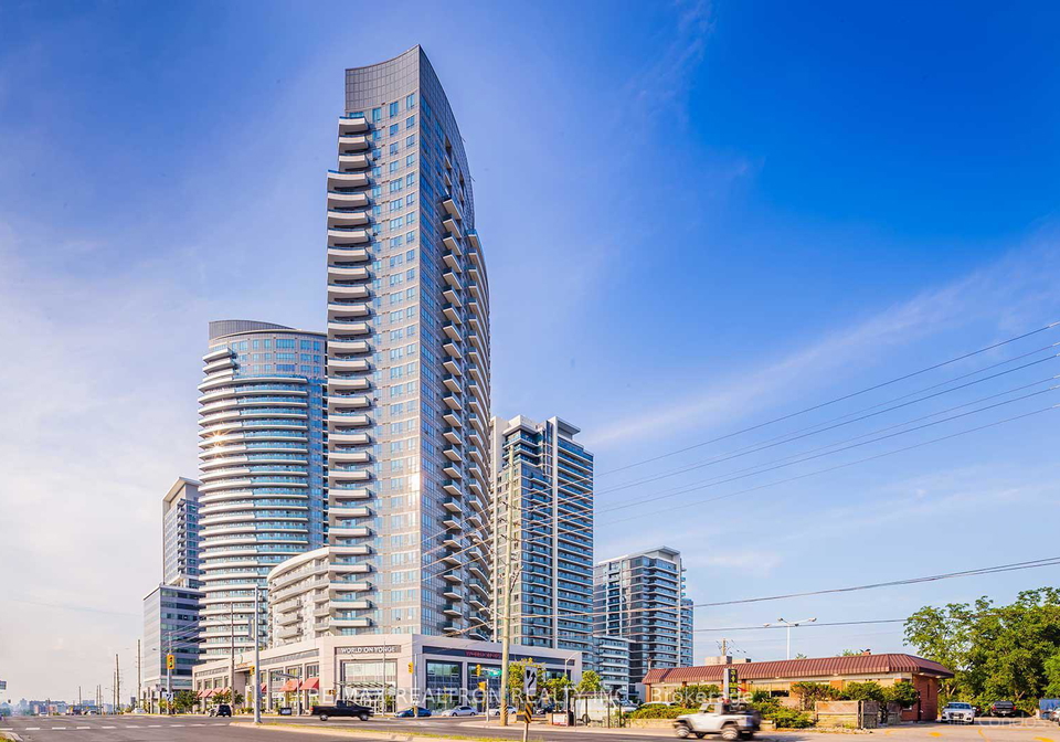 7165-yonge-st-street-markham-ontario-n13167684
