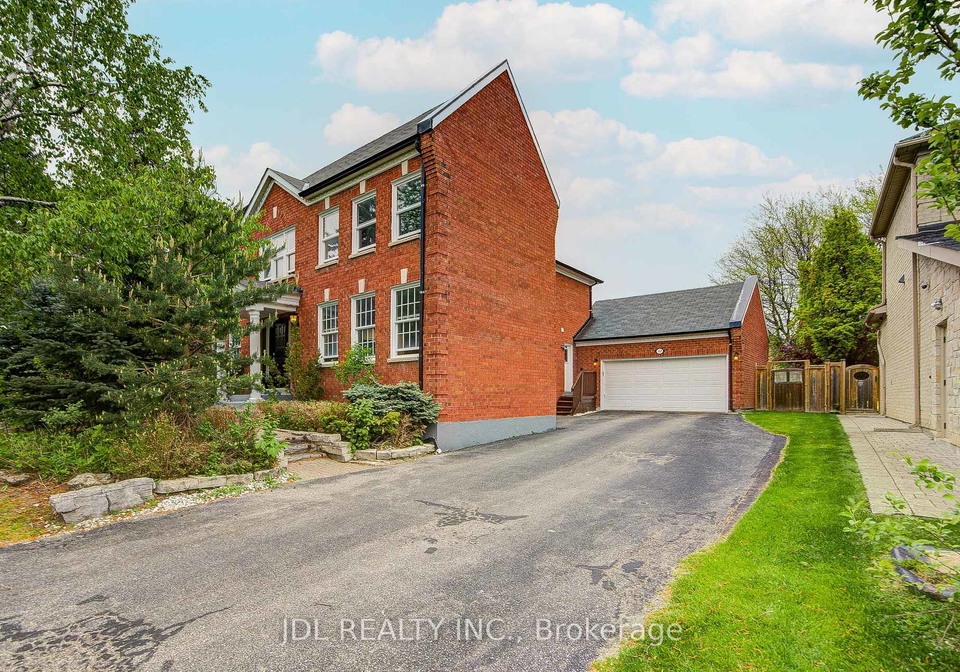22-hillholm-boulevard-richmond-hill-ontario-n13168078