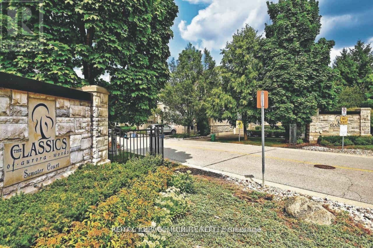 3-senator-court-aurora-ontario-n13168890