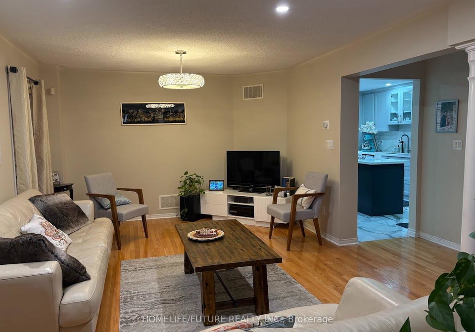 20-maffey-crescent-richmond-hill-ontario-n13169136