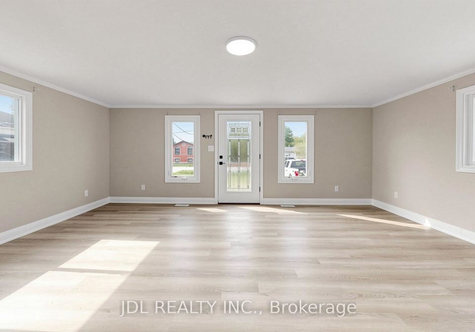 245-royal-road-georgina-ontario-n13169560