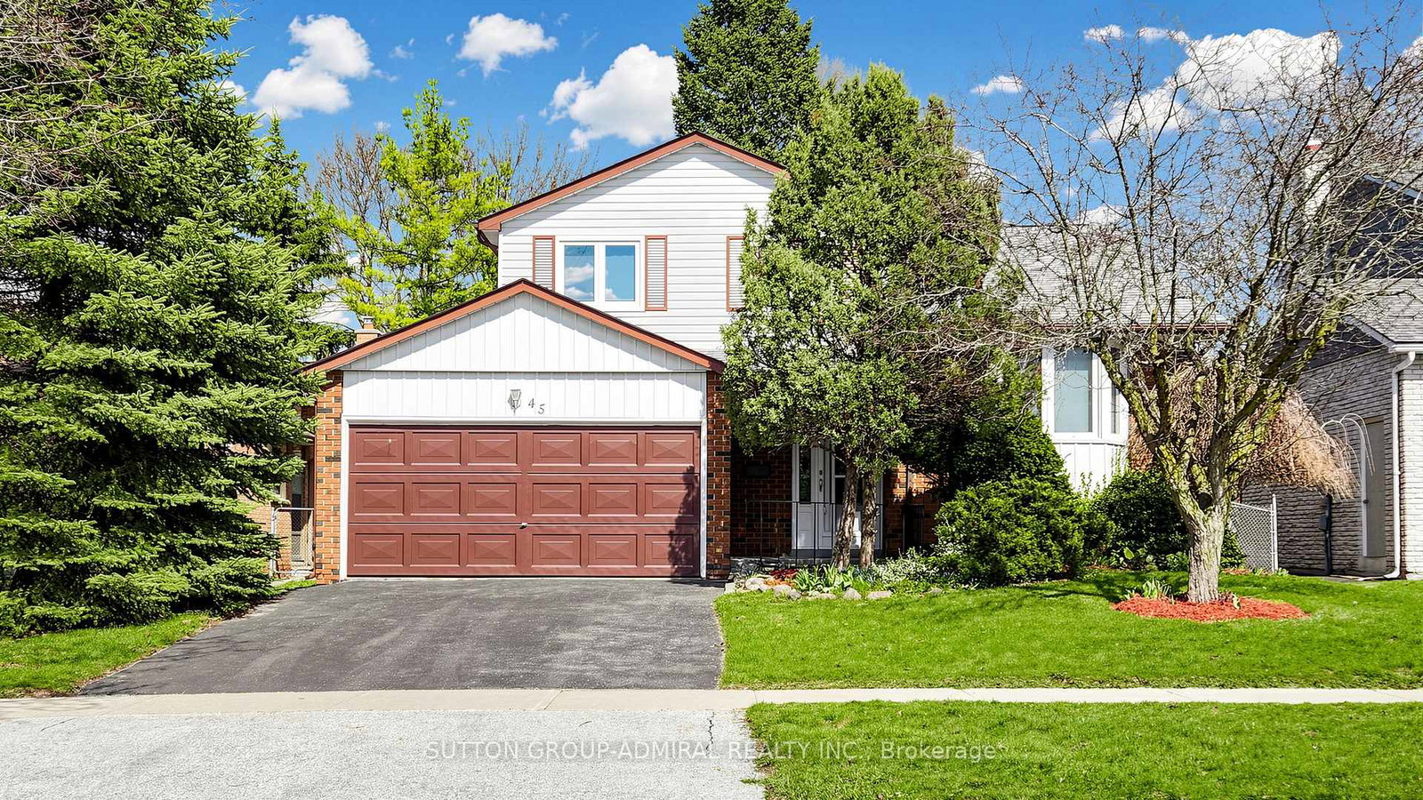 45-howlett-avenue-newmarket-ontario-n13169906
