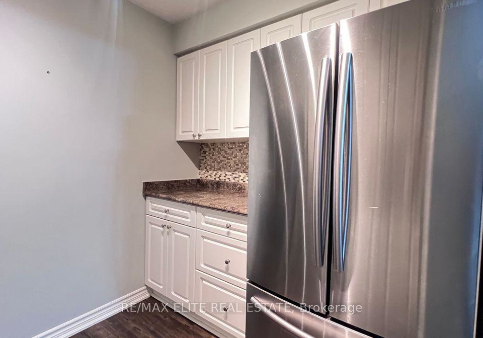 205-milestone-crescent-aurora-ontario-n13171332