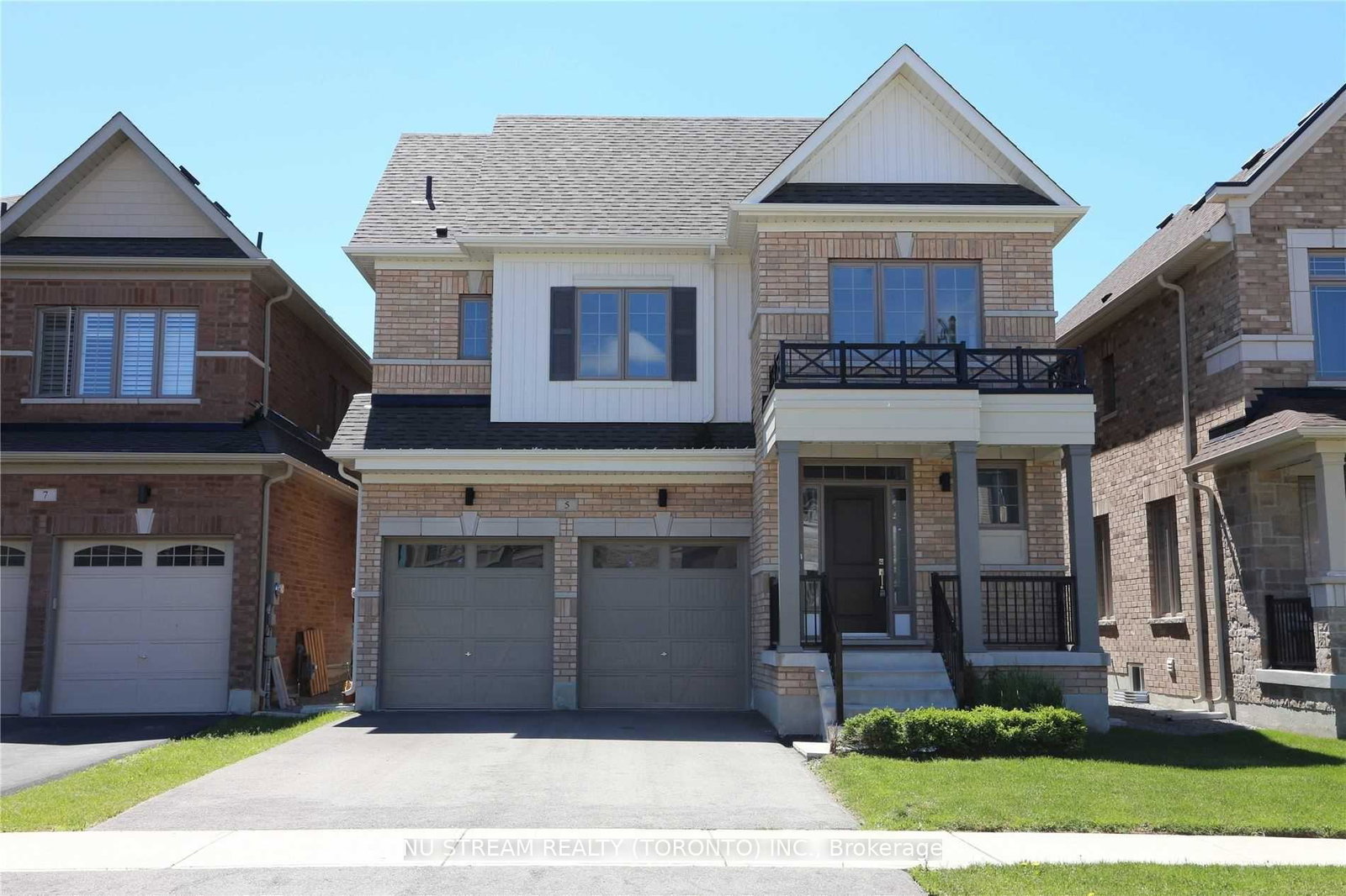 5-red-rose-lane-east-gwillimbury-ontario-n13171424