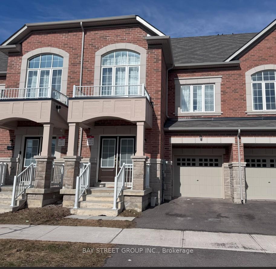100-ness-drive-richmond-hill-ontario-n13171594