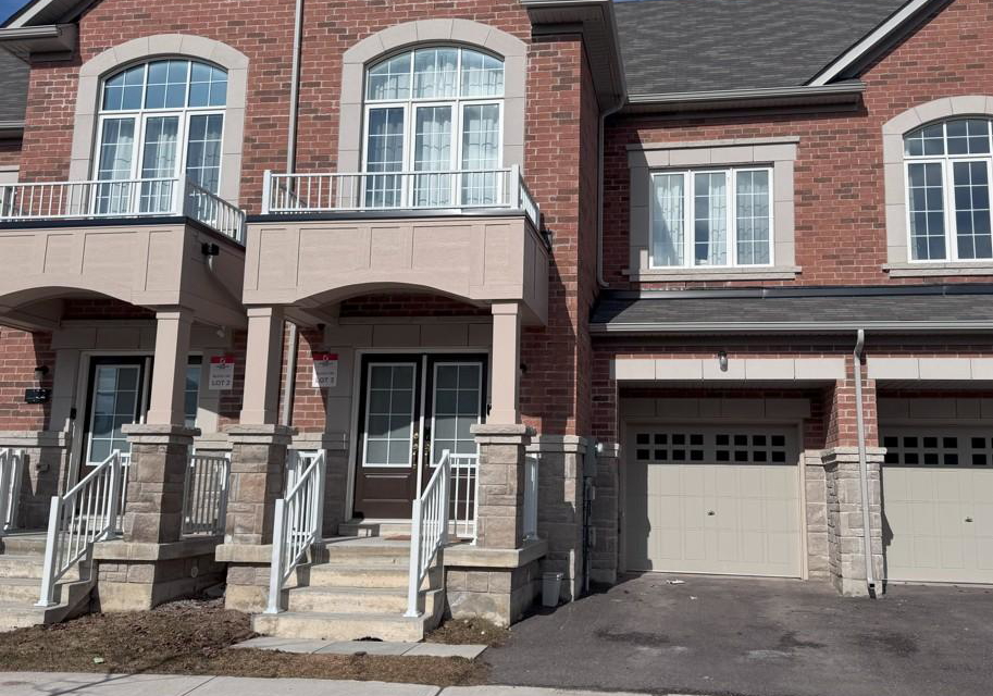 100-ness-drive-richmond-hill-ontario-n13171594