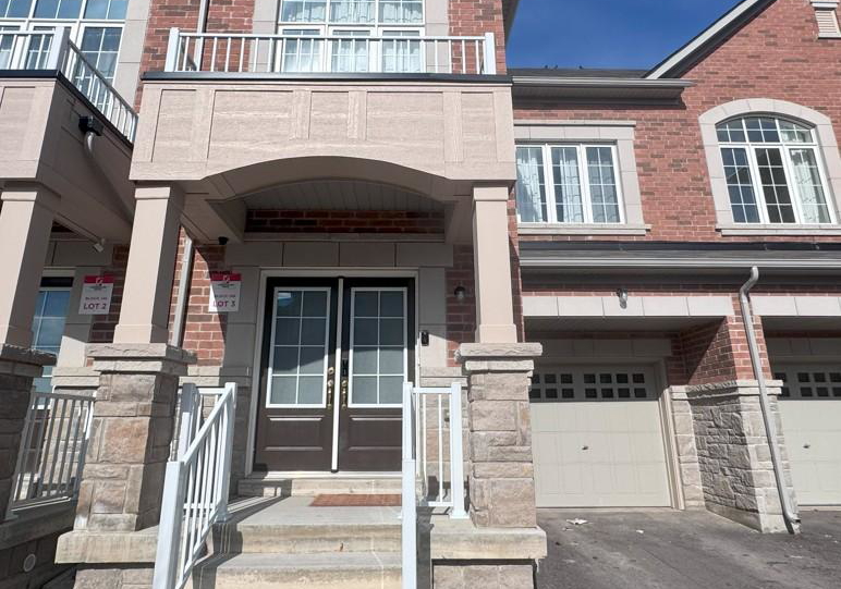 100-ness-drive-richmond-hill-ontario-n13171594