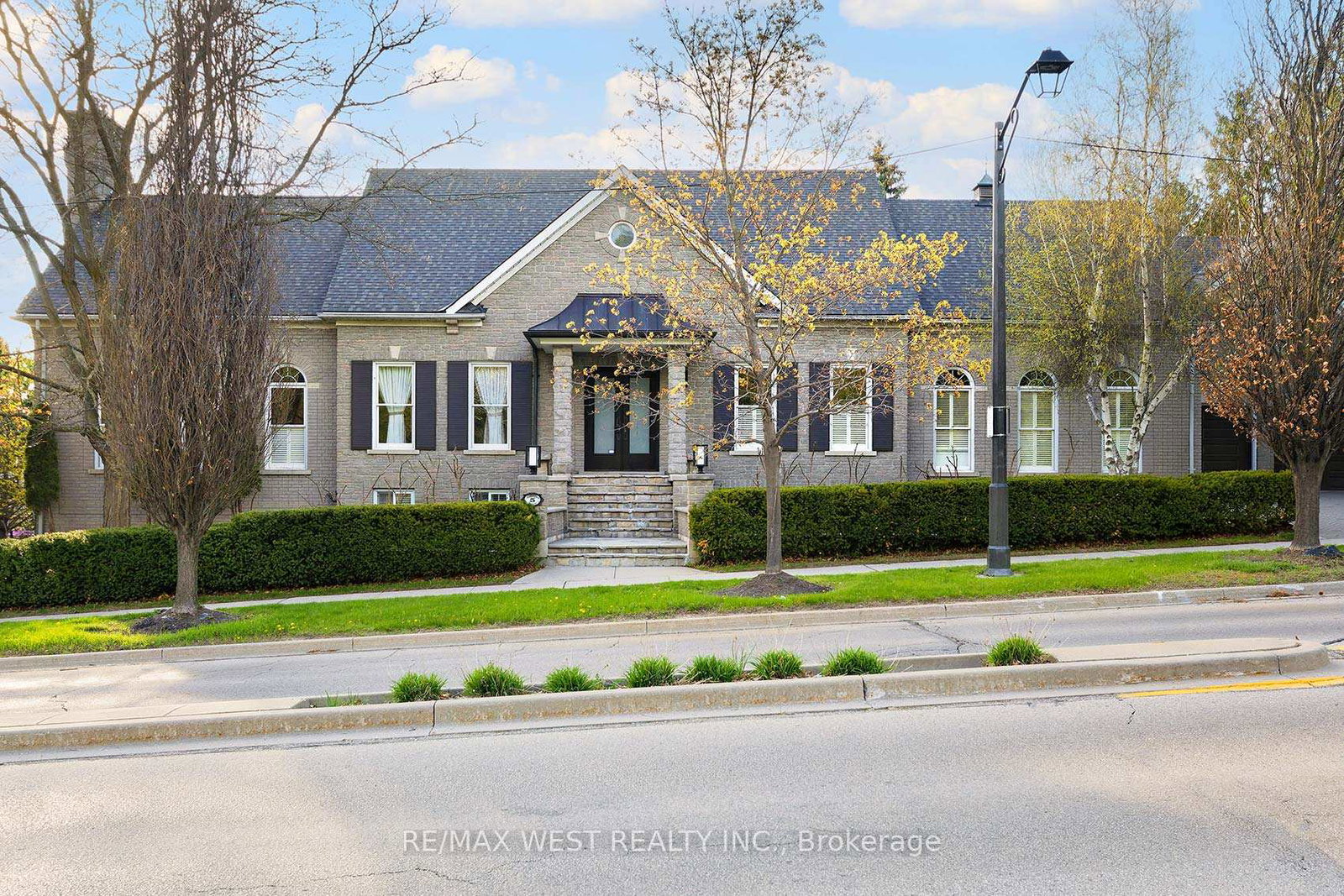 5-humberview-drive-vaughan-ontario-n13172040