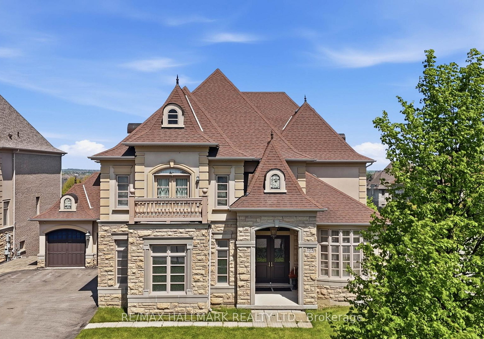 123-carisbrooke-circle-aurora-ontario-n13172328