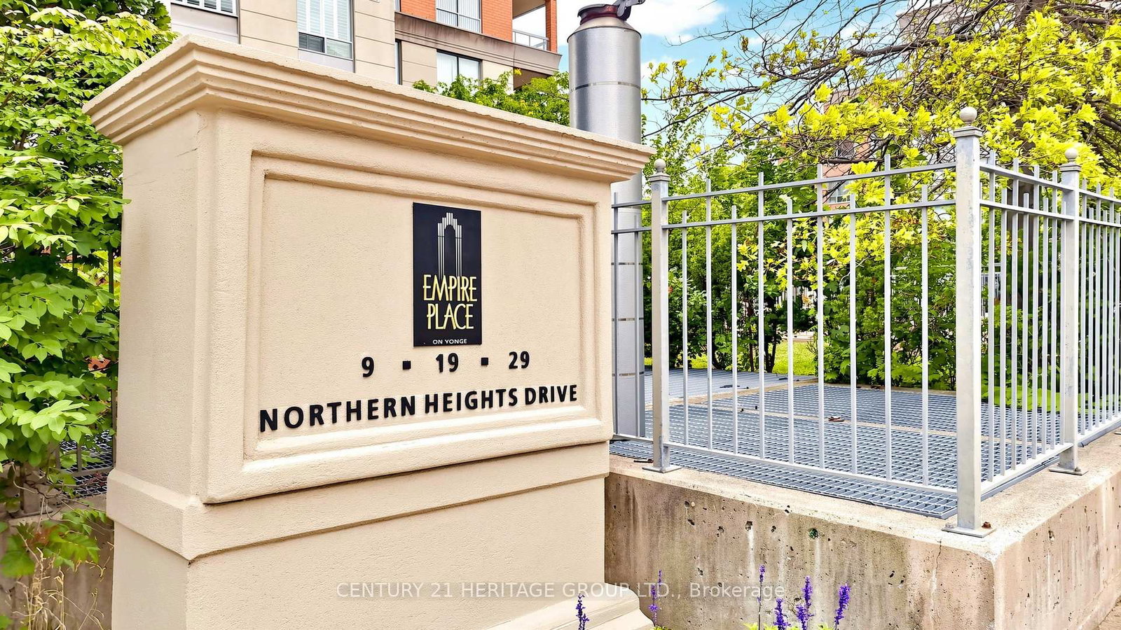 9-northern-hts-drive-richmond-hill-ontario-n13172738